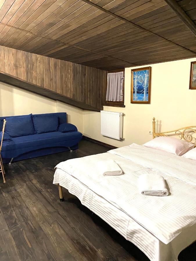 Квартира В Центрі На Вулиці Лесі Українки 19 Lviv Exterior foto